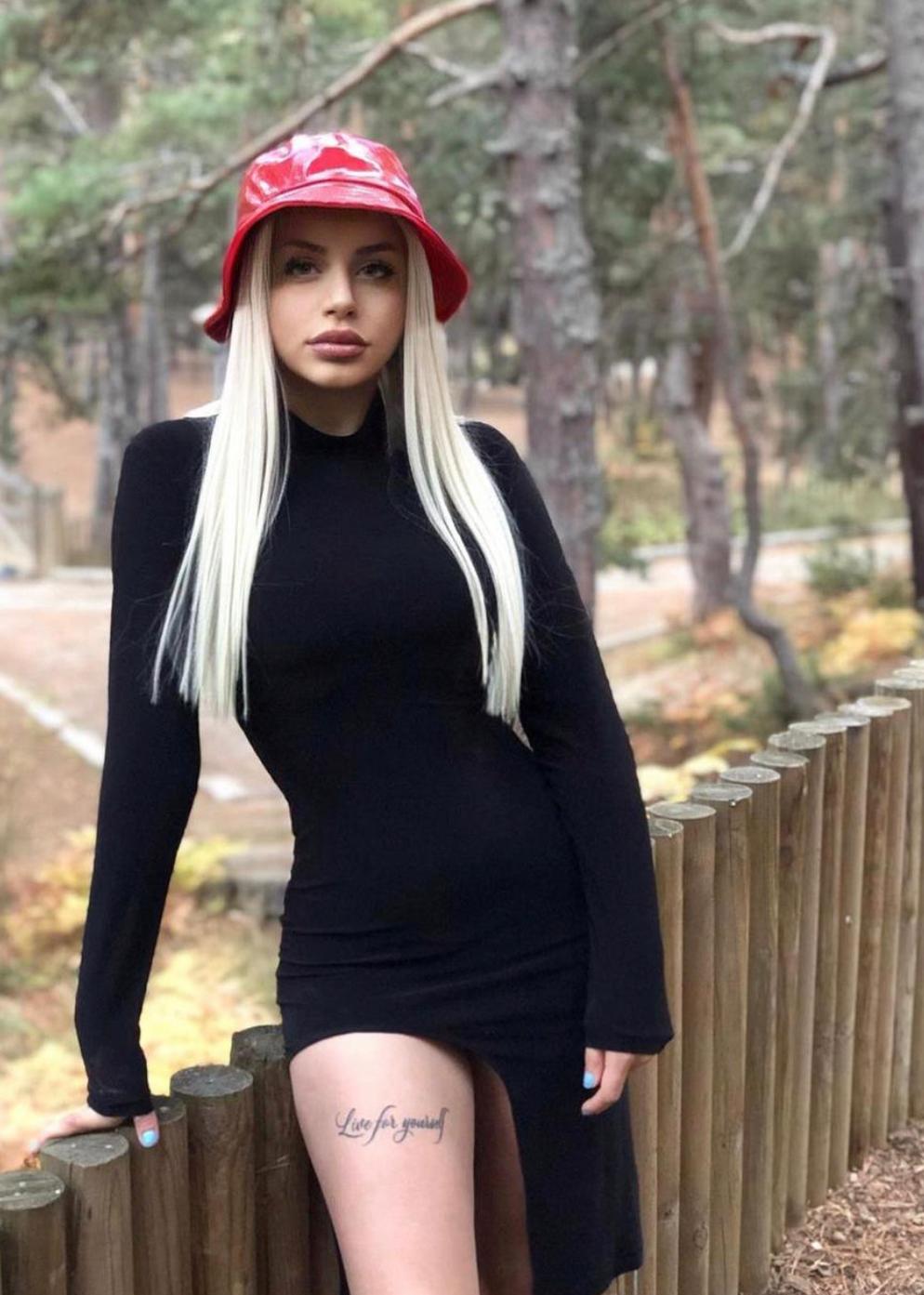 Ela Beyoğlu Kaptanpaşa Escort Bayan Beyoğlu Kaptanpaşa Escort Ela Fotoğrafı (3)