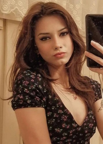 Sibel Kemer Escort Profil Resmi Sibel - Kemer VIP Escort Bayan Modeli - Gerçek Fotoğraflı İlan
